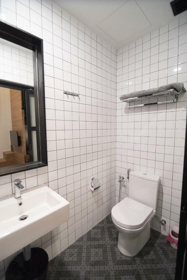 Hotel Kooning George Town Habitación foto